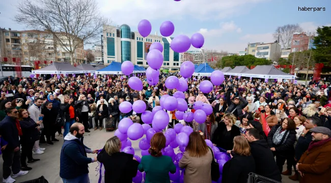 Mor Balonlar Kadınlar İçin Havalandı