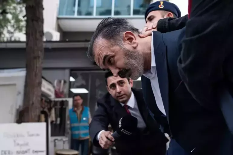 Bebeklerin Kanını Emen Çete Çökertilmelidir.